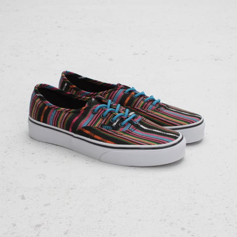 vans authentic guate stripe