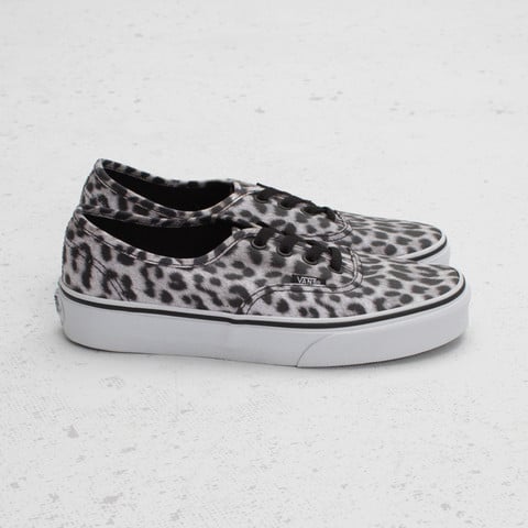 leopard vans black