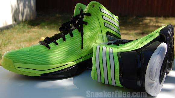 Video: adidas adiZero Crazy Light 2 Electricity/Black