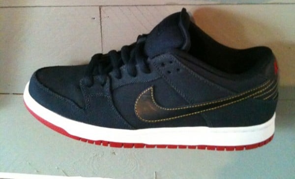 Levi's x Nike SB Dunk Low - New Images