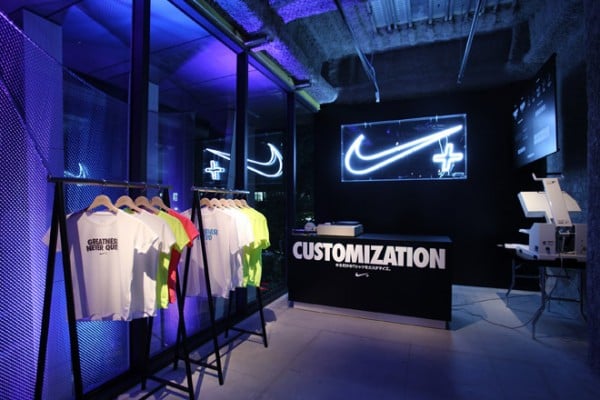 Nike+ Installation at Tokyo Ugokidase Station