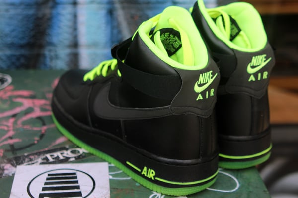 Nike Air Force 1 High ‘Black/Volt’ at Social Status