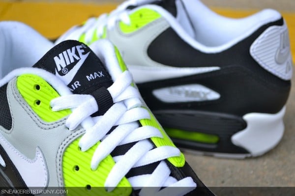 Nike Air Max 90 'Black/White-Volt'