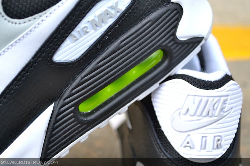 nike air max 90 black volt