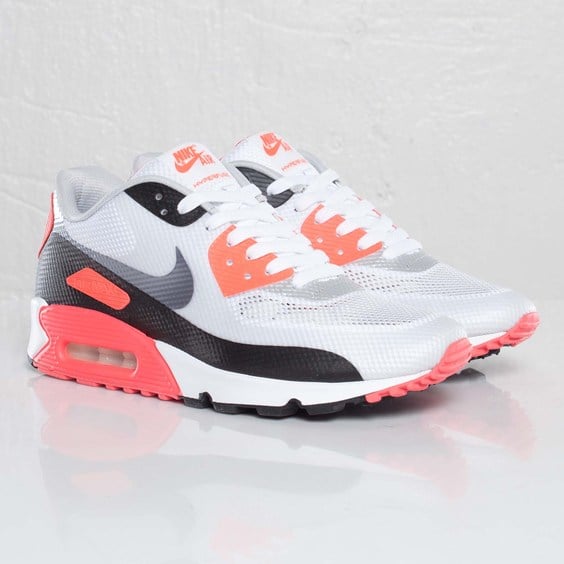 Release Reminder: Nike Air Max 90 Hyperfuse NRG ‘Infrared’