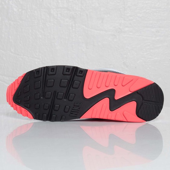 Nike Air Max 90 Hyperfuse NRG ‘Infrared’ at SNS