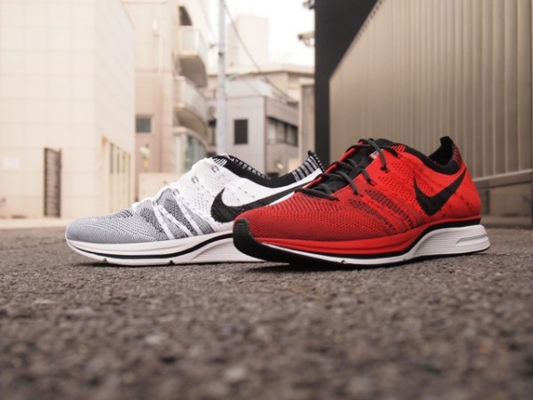 red nike flyknit trainer