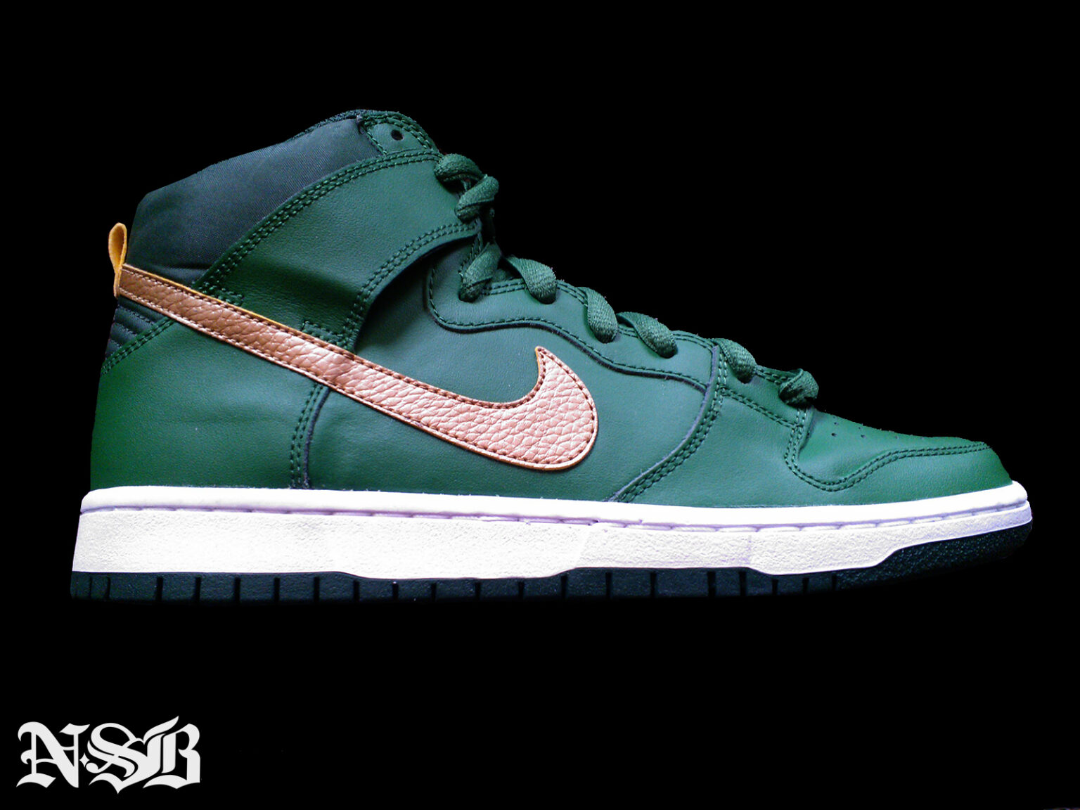 Nike SB Dunk High 'St. Patrick's Day' - Spring 2013 | SneakerFiles