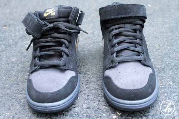 Nike SB Dunk Mid ‘Dark Obsidian/Thunder Blue-Sail-Metallic Gold’ - Detailed Images