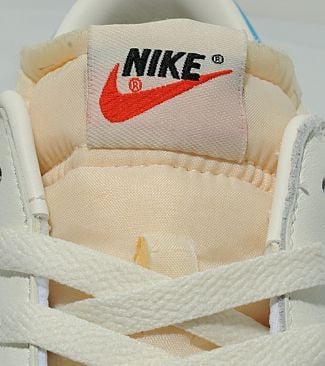 Nike Tennis Classic Vintage 'Sail/Sail-Blue' size? Exclusive