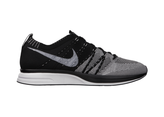Release Reminder: Nike Flyknit Trainer+ ‘Black/White’