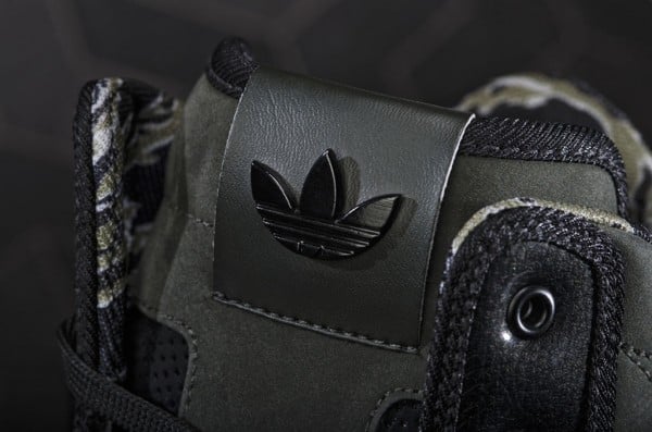 adidas-originals-chizzle-hi-5