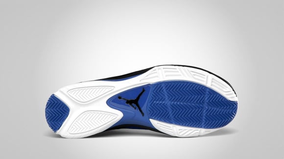 jordan-aero-flight-game-royal-white-black-3