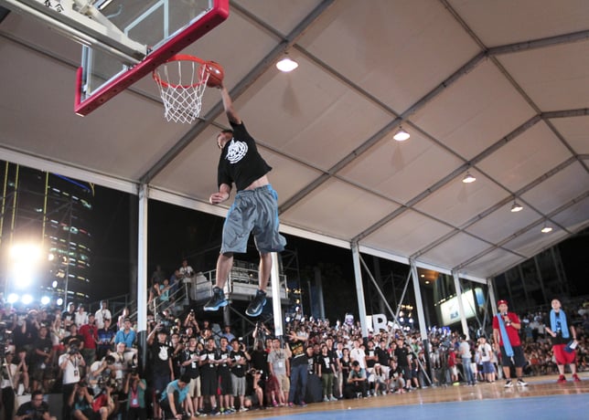 Heng Wang Wins Basketball Dunk Showcase at Nike+ Festival of Sport 2012