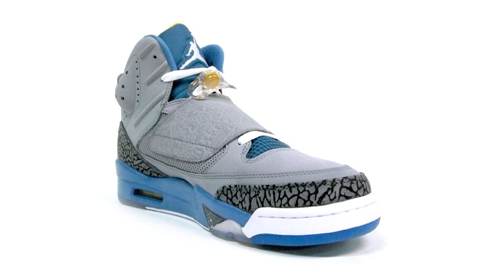 Jordan Son of Mars ‘Stealth/White-Shaded Blue-University Gold’ at mita