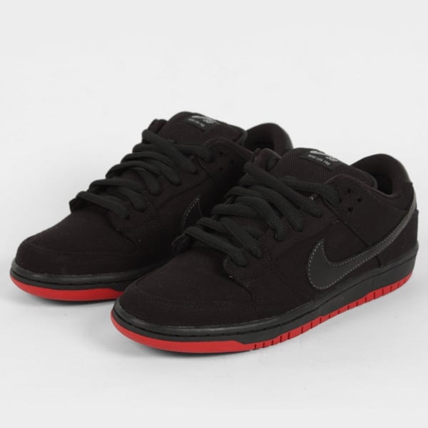 Levi’s x Nike SB Dunk Low ‘Black’ at Scene