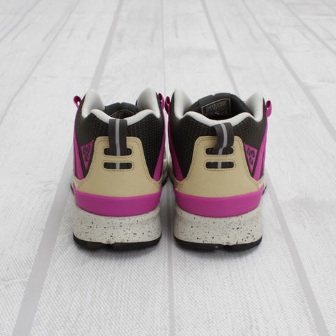 Nike ACG Okwahn II 'Vegas Gold/Anthracite'