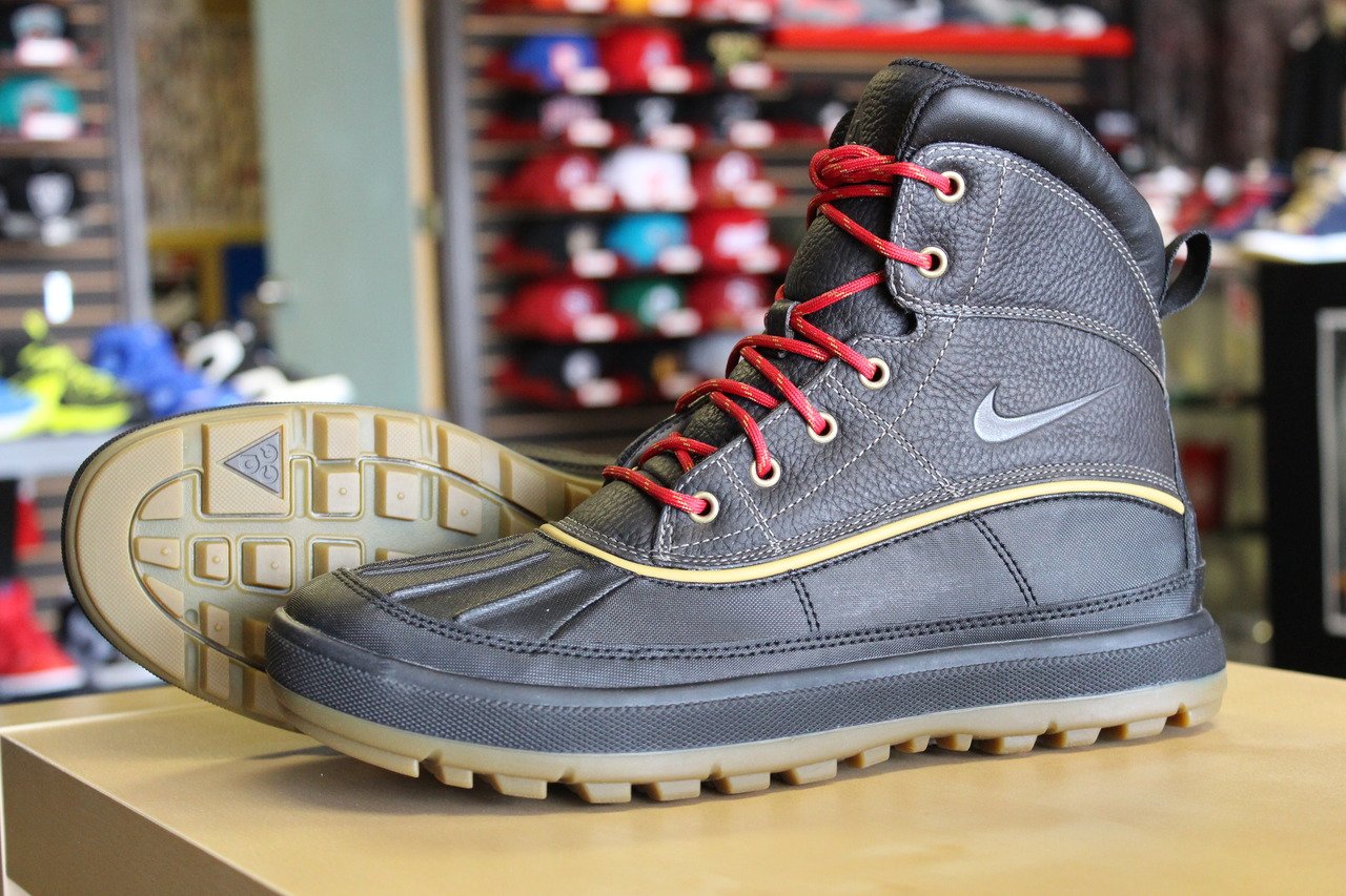 nike acg woodside 2