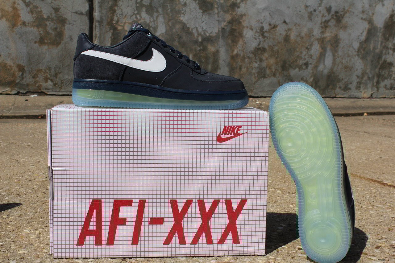 Nike Air Force 1 Low Max Air NRG ‘Medal Stand’ at Rock City Kicks