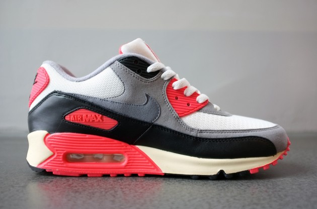 Nike Air Max 90 VNTG ‘Infrared’