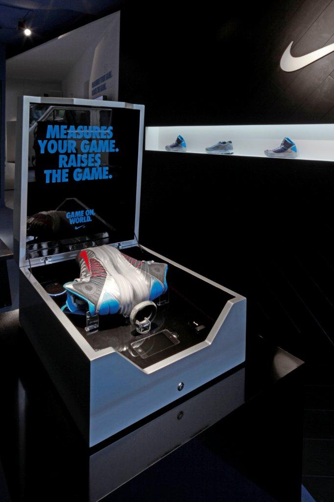 Nike Hyperdunk+ Console Lands in Berlin