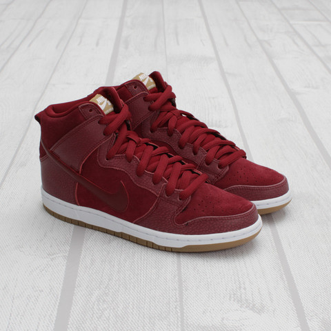 Nike SB Dunk High 