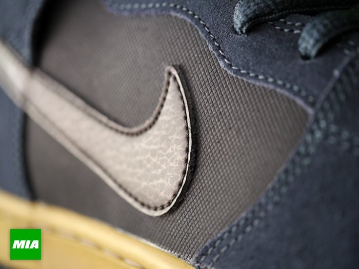 Nike SB Dunk High ‘Classic Charcoal/Tar-Black’ at MIA