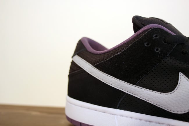 Nike SB Dunk Low 'Black/Purple' - Spring 2013