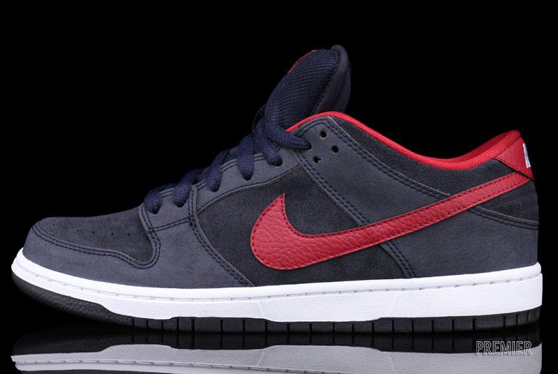 Nike SB Dunk Low ‘Dark Obsidian/Gym Red-White’ at Premier