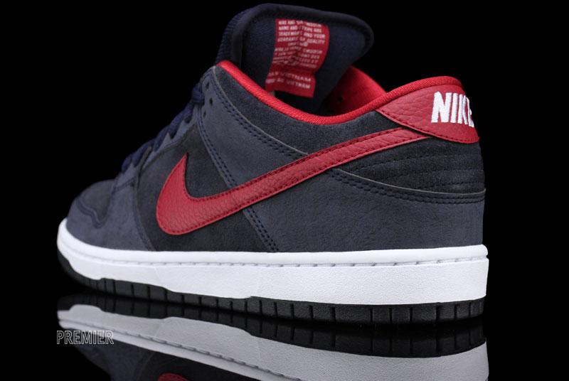 Nike SB Dunk Low ‘Dark Obsidian/Gym Red-White’ at Premier