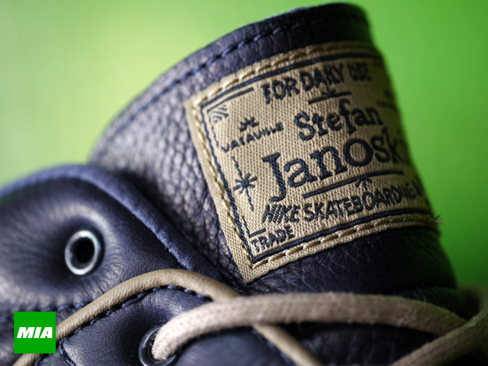 Nike SB Stefan Janoski Mid Premium 'Marine/Khaki-Gum' at MIA