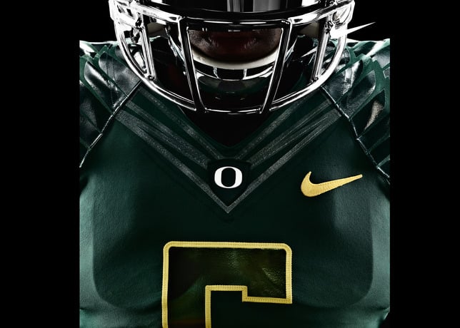 Nike Unveils New Integrated Uniform System for Oregon Ducks