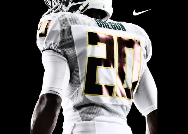 Nike Unveils New Integrated Uniform System for Oregon Ducks