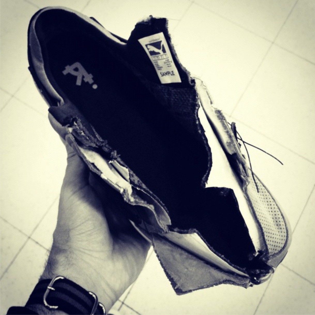 Ronnie Fieg x PUMA Disc Blaze Teaser