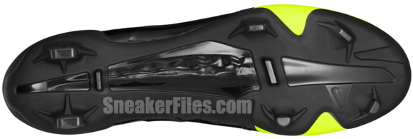 nike-gs-concept-volt-black-soccer-shoe-2