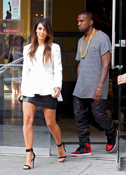 Kanye West in the Air Jordan 1 ‘Black/Red’ Alongside Kim Kardashian