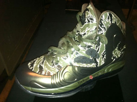 Nike Air Max Hyperposite 'Camo'