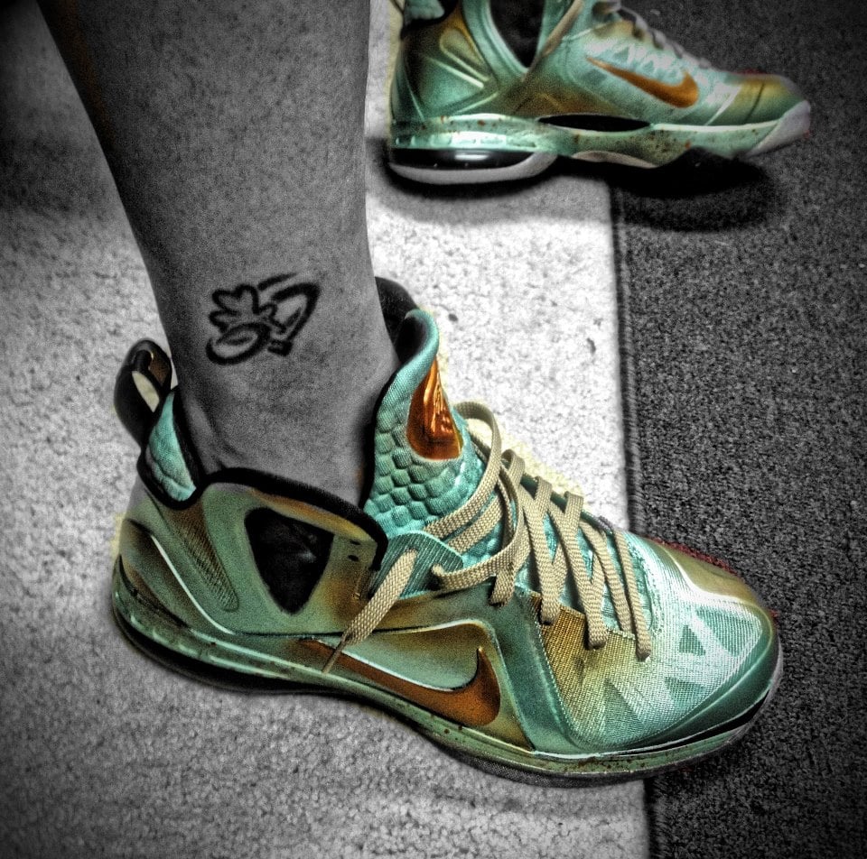 Nike LeBron 9 P.S. Elite '... And Justice for All' (Statue of Liberty) by Mache Custom Kicks