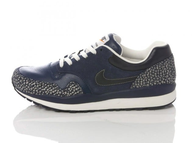 Nike Sportswear Grey and Navy Collection