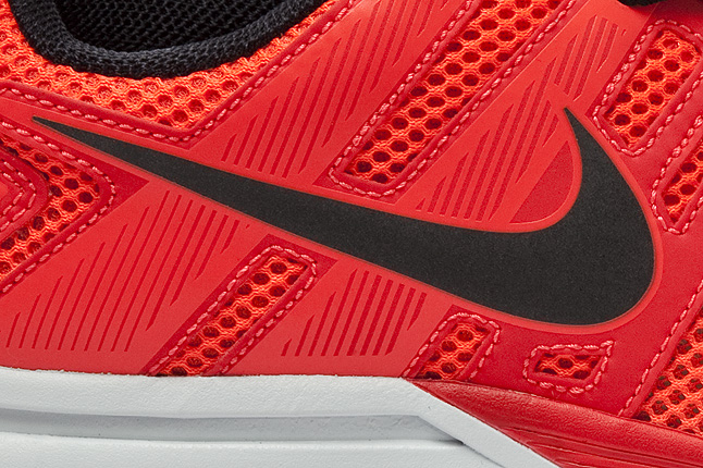 Nike Zoom Structure+ 16 Shield 'Bright Crimson'