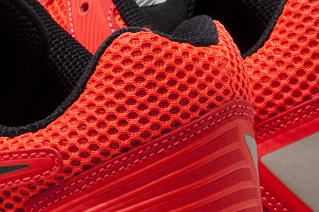 Nike Zoom Structure+ 16 Shield 'Bright Crimson'