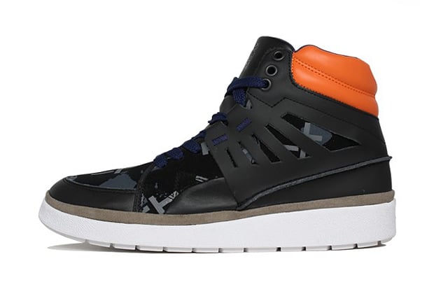 PUMA Bharrington Mid Camo 'Black/Jaffa Orange'