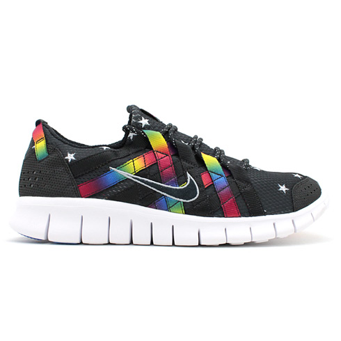 Release Reminder: atmos x Nike Free Powerlines+ ‘Rainbow’ at atmos NYC 