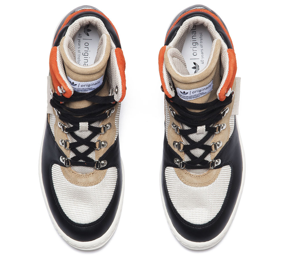 adidas Originals Blue Raintrek 'Black/Canvas' | SneakerFiles