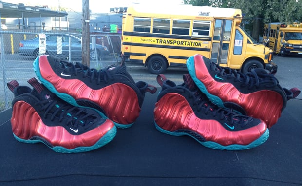 nike-air-foamposite-one-liverpool-custom-1