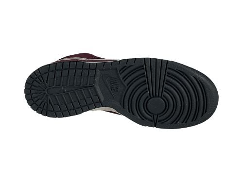 nike-wmns-dunk-high-bordeaux-sail-seaweed-at-nike-store-2