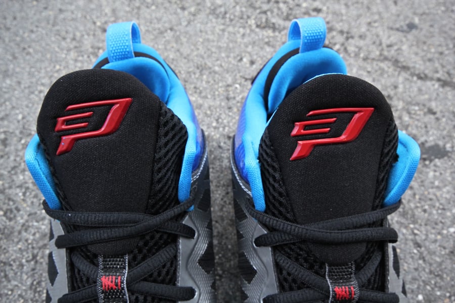 Jordan CP3.VI 'Metallic Silver/Black-Signal Blue-Blue Glow'