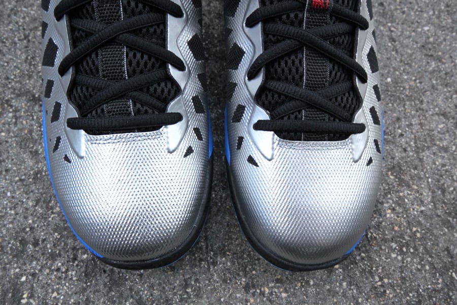 Jordan CP3.VI 'Metallic Silver/Black-Signal Blue-Blue Glow'