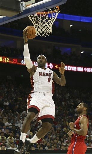 King James Dons 'Carbon' LeBron X On-Court in Shanghai