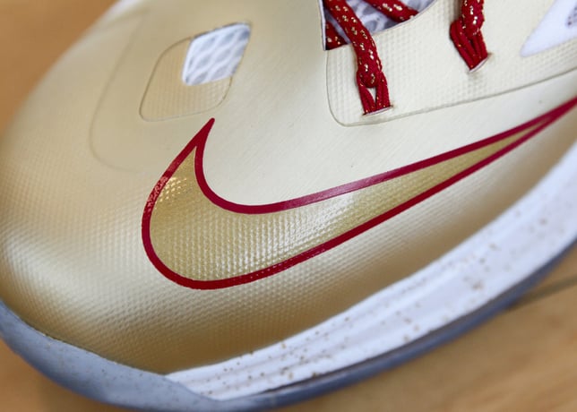 LeBron James Kicks Off New Season in Gold LeBron X (10)